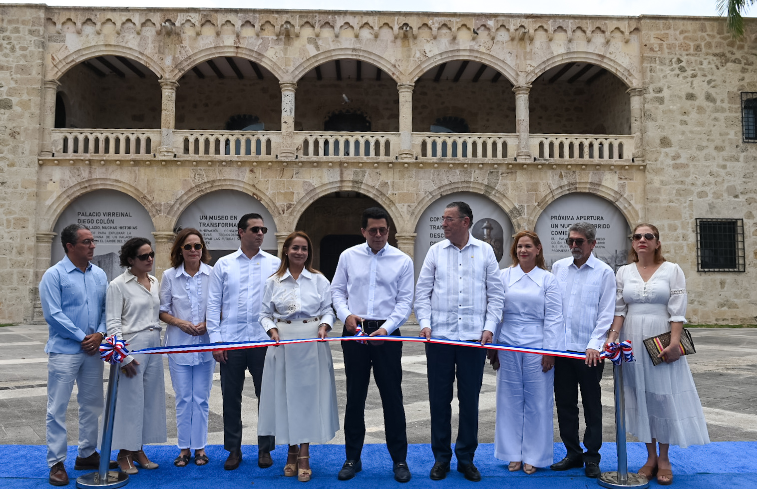 Ministro David Collado entrega el restaurado Museo Alcázar de Colón