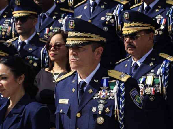 Destituir al director de la Policía Nacional marcaría un precedente peligroso