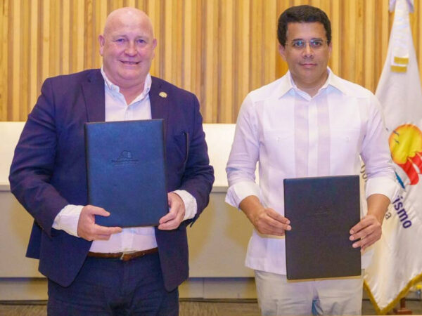 Acuerdo beneficiará a los trabajadores del transporte turístico en República Dominicana