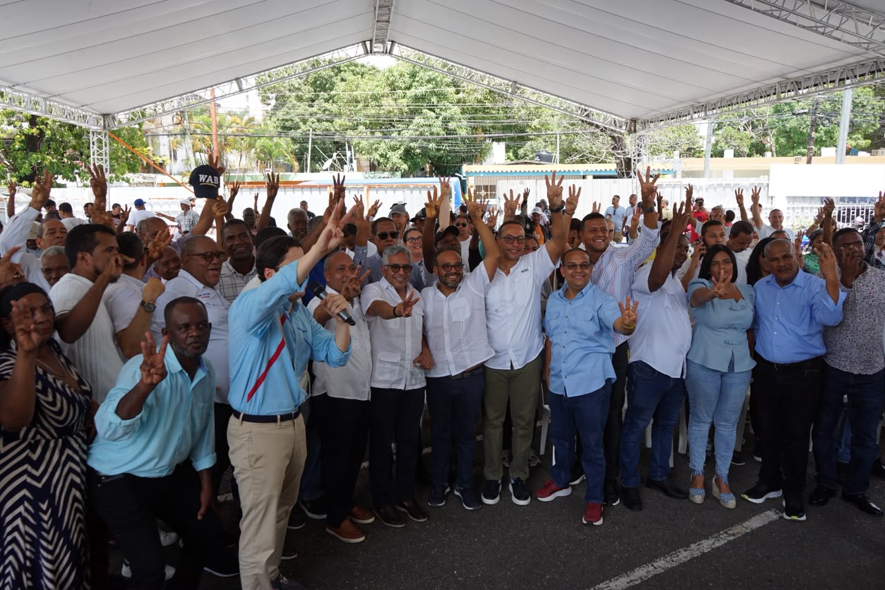 Proyecto presidencial de Wellington Arnaud inicia jornada nacional para fortalecer su estructura rumbo al 2028
