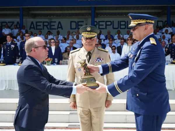Souffront Tamayo asume como nuevo comandante general de la Fuerza Aérea de la República Dominicana