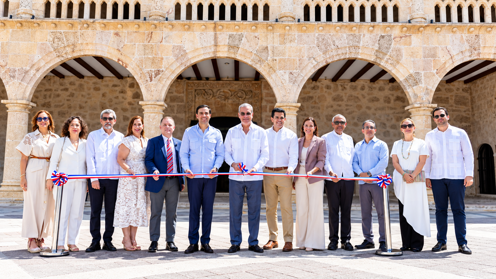 Presidente Abinader inaugura renovado Museo Alcázar de Colón