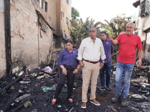 DASAC asiste a familias afectadas por incendio en la Zona Colonial
