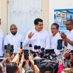 David Collado inaugura programas de mejoramiento de viviendas y recuperación de fachadas en Ciudad Colonial
