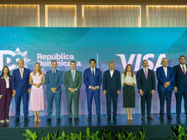 David Collado y Jorge Lemus presentan alianza entre MITUR y Visa