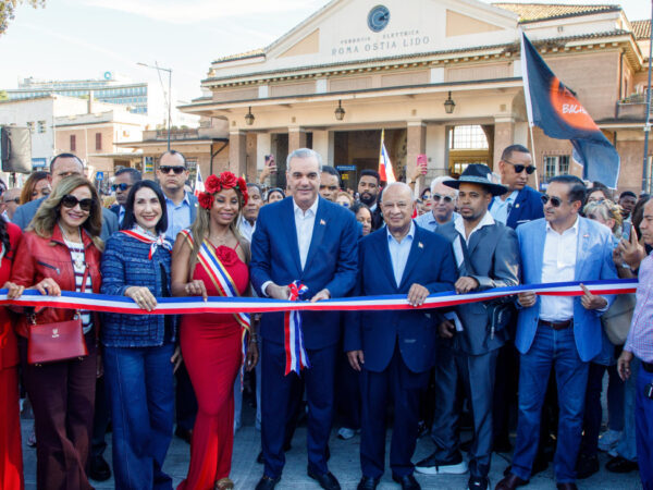 Presidente Abinader inaugura la Parada Dominicana en Roma